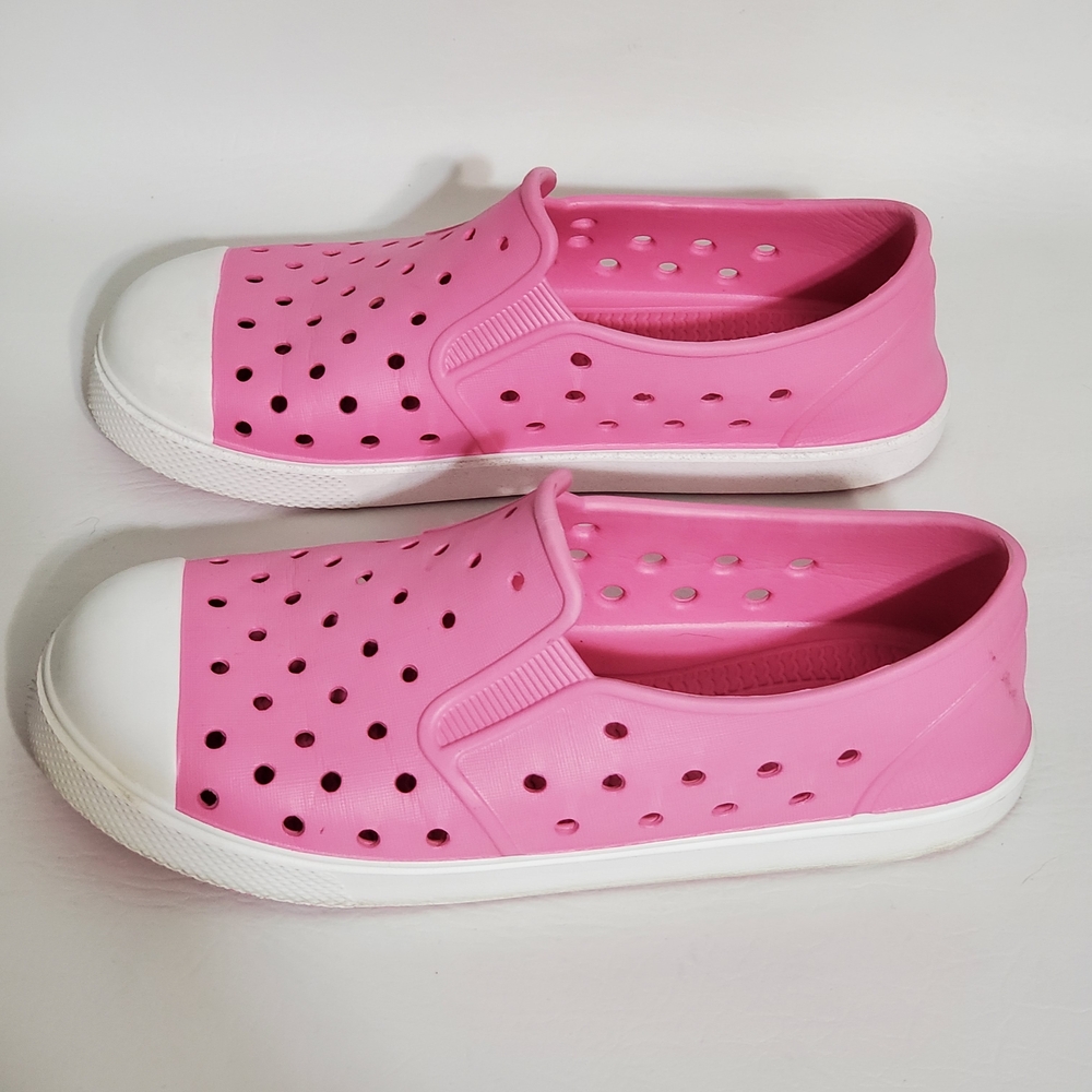 Place Foam Pink Slip On Sneakers with White Toe - Picture 3 of 11